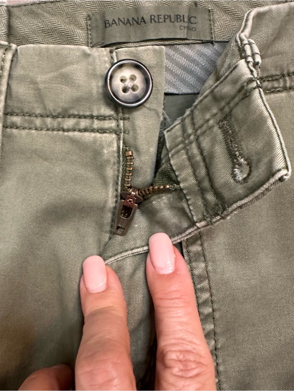 Banana Republic Olive Utility Boyfriend Straight Leg Pants Women's Size 0 - Picture 2 of 10